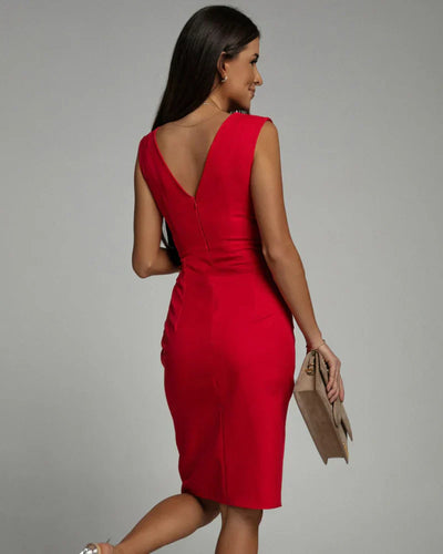 Lina | Fitted Dress with V-Neckline and Slit